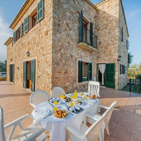 Son Huguet Villa *