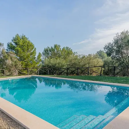 Son Huguet Villa