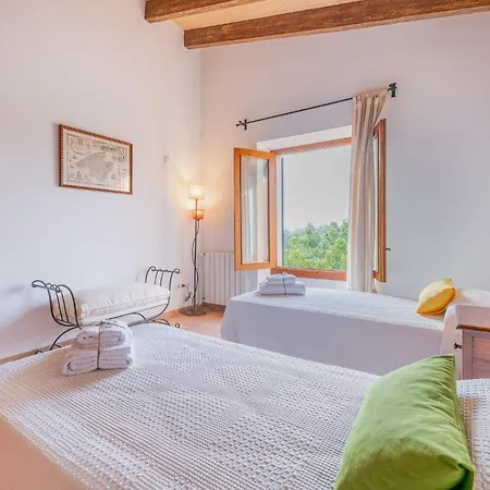 Son Huguet Villa