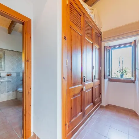 Villa Son Huguet *