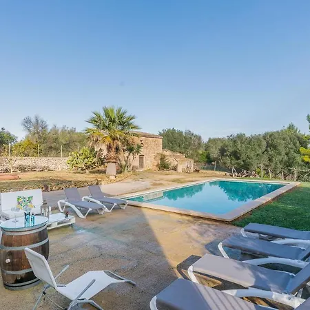 Villa Son Huguet *