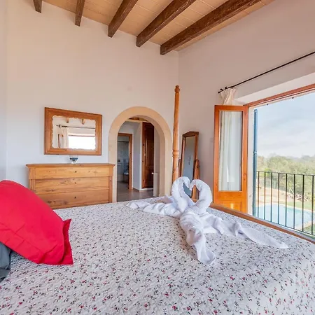 Villa Son Huguet *